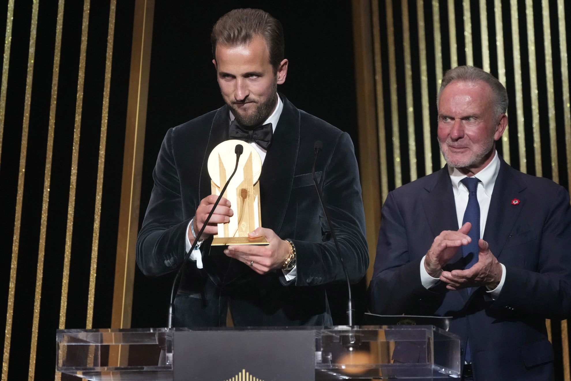 Mbappé y Kane comparten el Trofeo Gerd Müller a mejor goleador